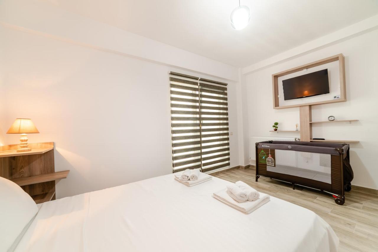 Derya Suites - Mamaia Nord Năvodari Exterior foto
